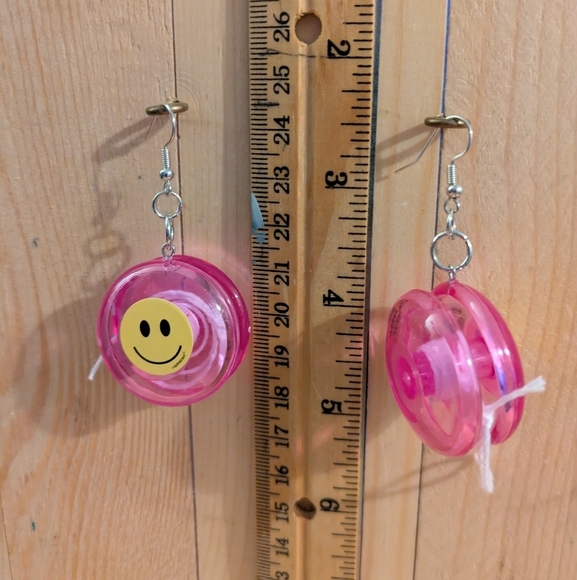 Pink Smiley Face Yo-Yo Earrings - Picture 2 of 4